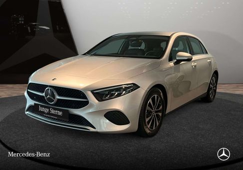 Mercedes-Benz A 180, 2023