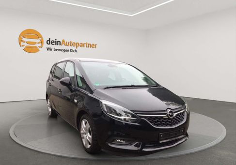 Opel Zafira, 2017