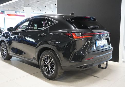 Lexus NX, 2023