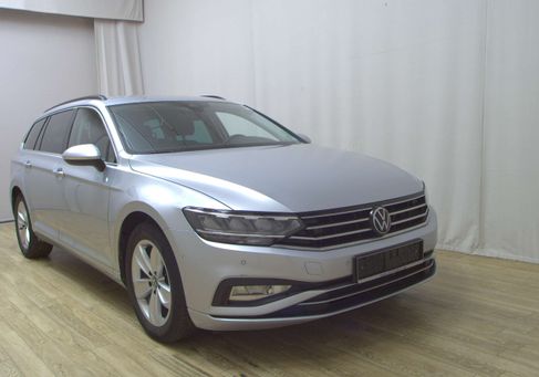 Volkswagen Passat Variant, 2023 3