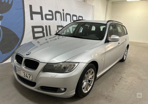 BMW 318, 2011