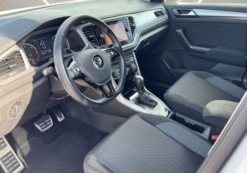 Volkswagen T-Roc, 2021