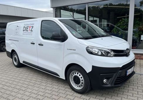 Toyota Proace, 2023