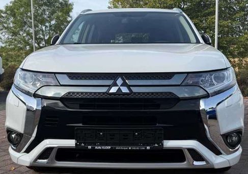 Mitsubishi Outlander, 2020 2