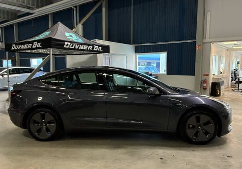 Tesla Model 3, 2023 2