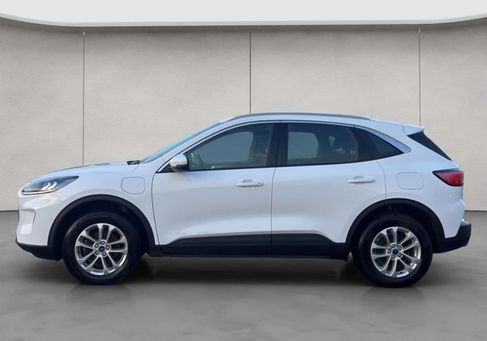 Ford Kuga, 2022