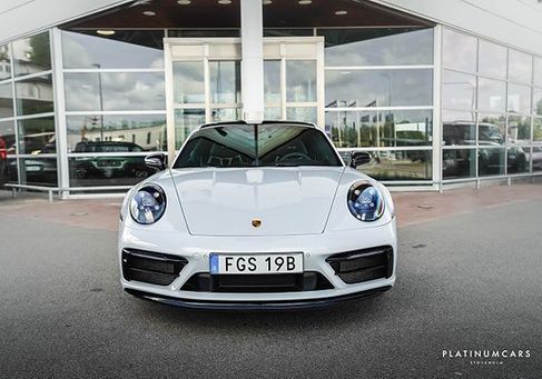 Porsche, 2024