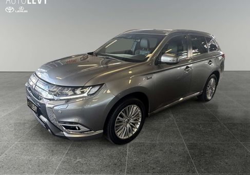 Mitsubishi Outlander, 2020 2