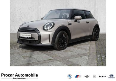 MINI ONE, 2022