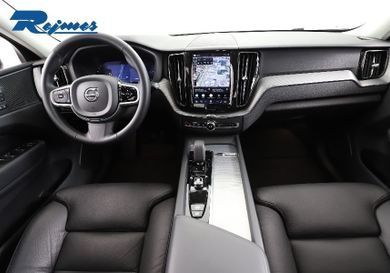 Volvo XC60, 2025