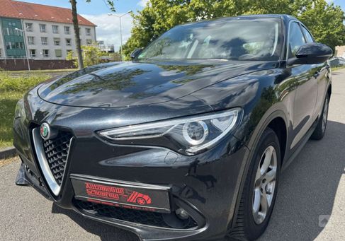 Alfa Romeo Stelvio, 2017