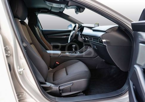 Mazda 3, 2025
