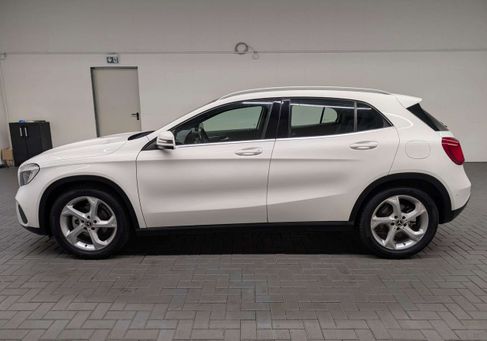 Mercedes-Benz GLA 180, 2018