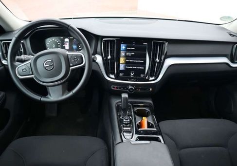 Volvo V60, 2021