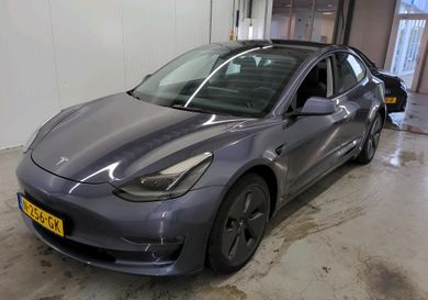 Tesla Model 3, 2021
