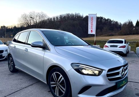 Mercedes-Benz B 220, 2020 3