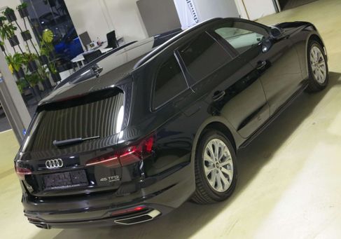 Audi A4, 2022