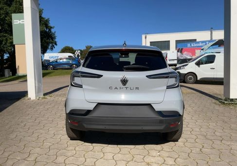 Renault Captur, 2025