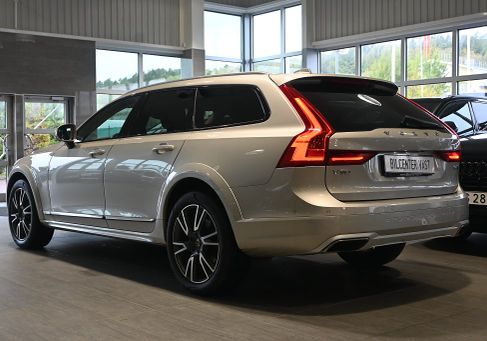 Volvo V90 Cross Country, 2018