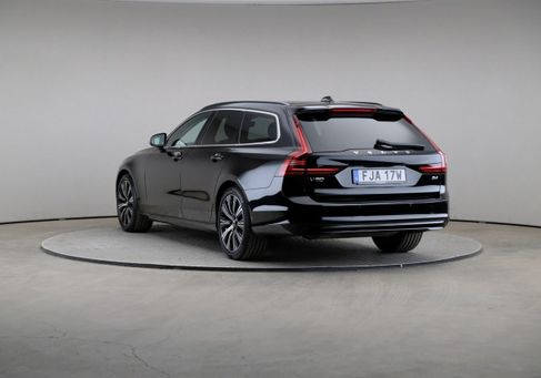 Volvo V90, 2023