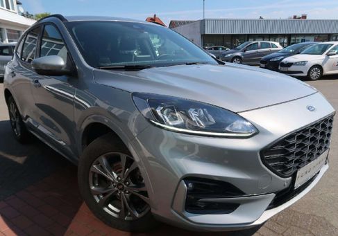 Ford Kuga, 2022