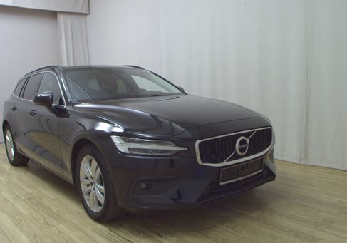 Volvo V60, 2022