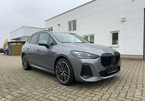 BMW 218, 2022