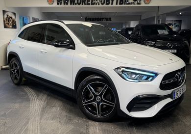 Mercedes-Benz GLA 200, 2021