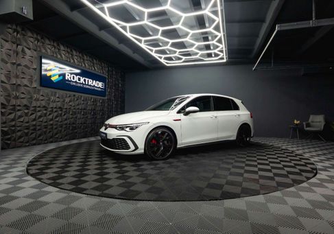 Volkswagen Golf, 2023 2