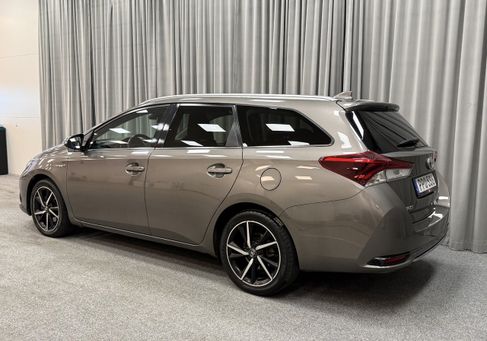 Toyota Auris Touring Sports, 2017