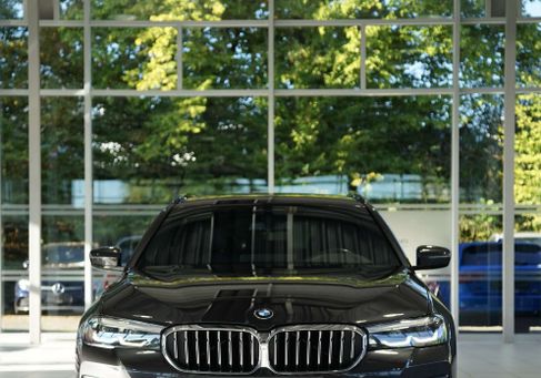BMW 530, 2021 3