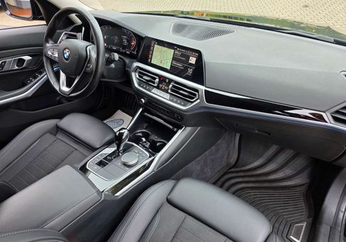 BMW 320, 2022