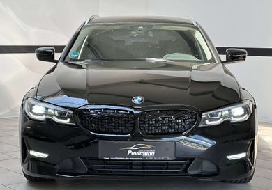 BMW 330, 2021