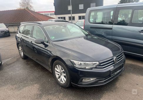 Volkswagen Passat Variant, 2022