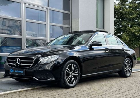 Mercedes-Benz E 200, 2020