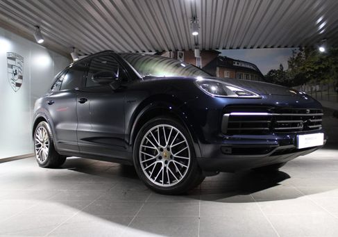 Porsche Cayenne, 2023