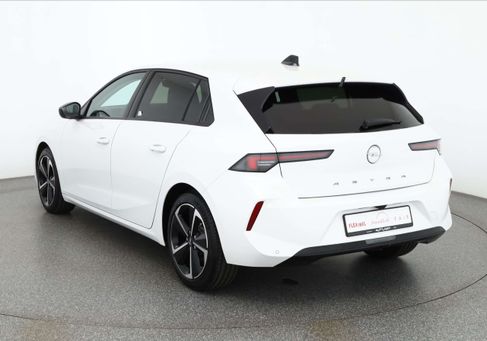 Opel Astra, 2024