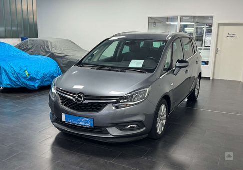 Opel Zafira Tourer, 2017