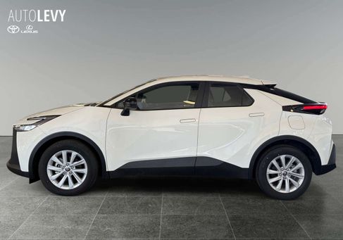 Toyota C-HR, 2024 3