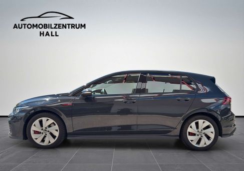 Volkswagen Golf, 2023