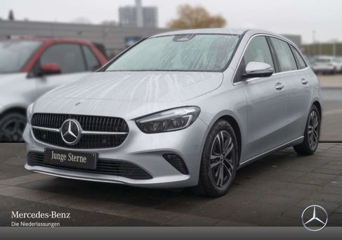 Mercedes-Benz B 200, 2025