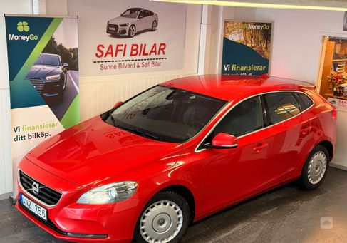 Volvo V40, 2013