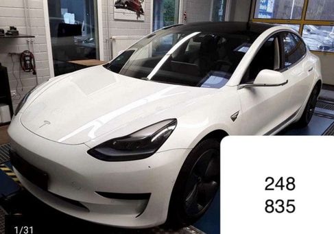 Tesla Model 3, 2020