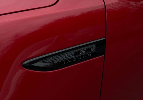 Jaguar E-Pace, 2020