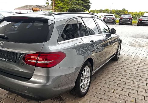 Mercedes-Benz C 180, 2021