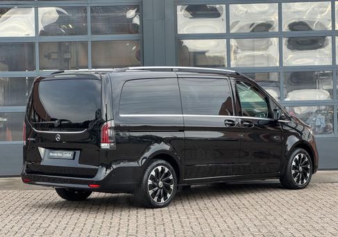 Mercedes-Benz V 220, 2024