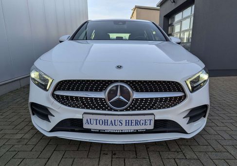 Mercedes-Benz A 200, 2022