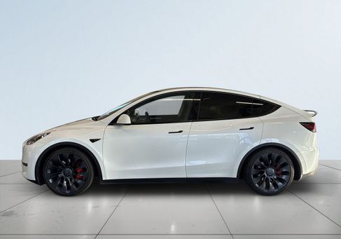 Tesla Model Y, 2023 3