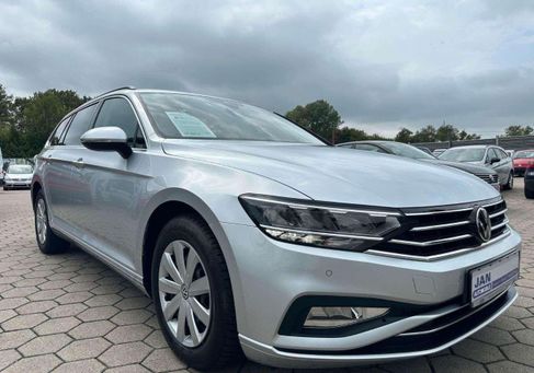 Volkswagen Passat Variant, 2021