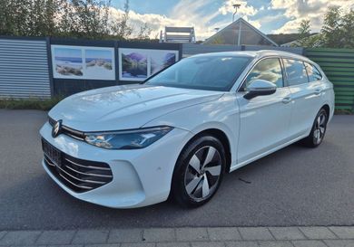 Volkswagen Passat Variant, 2025